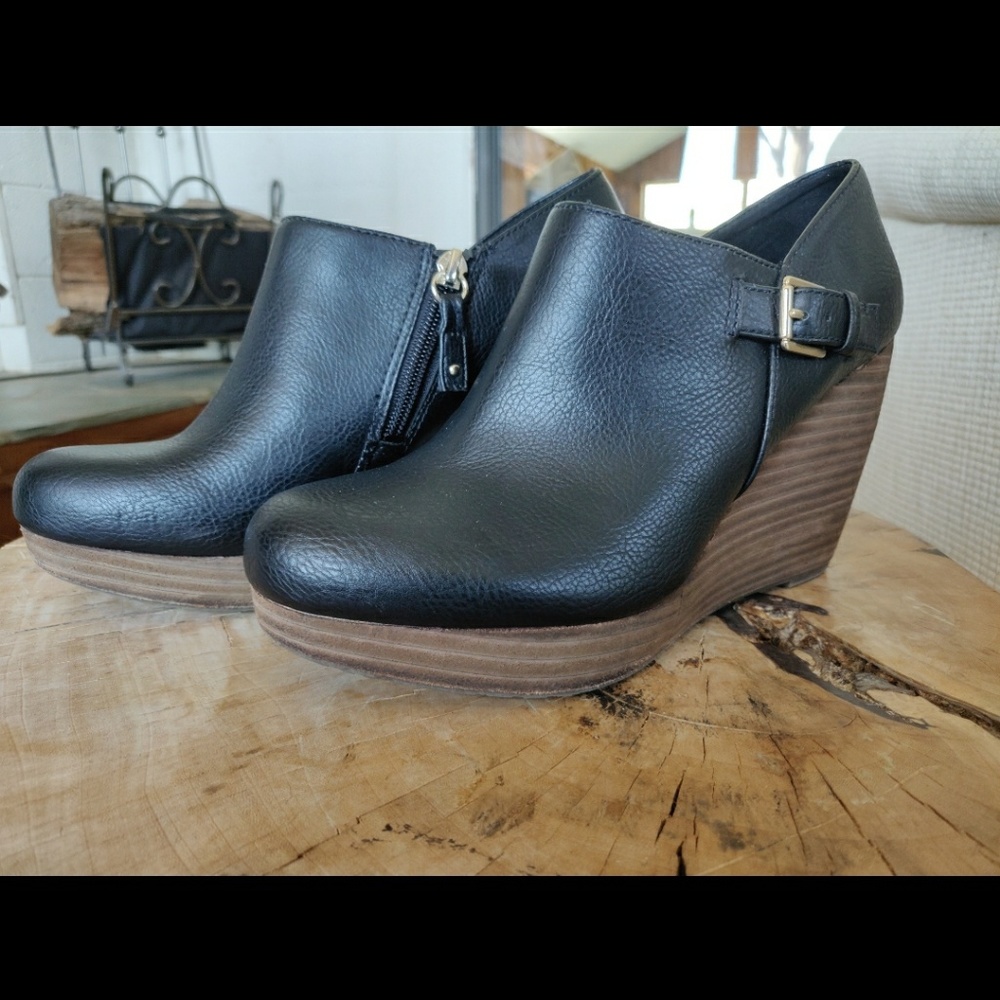 Leather Wedges